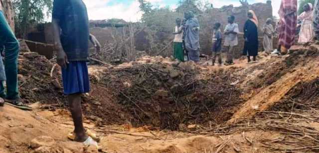 اتهامات للجيش السوداني بقصف مخيم للنازحين في دارفور