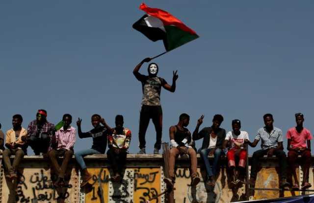 بعد مرور عام.. هل اغتالت حرب «الجنرالين» أحلام شباب السودان؟