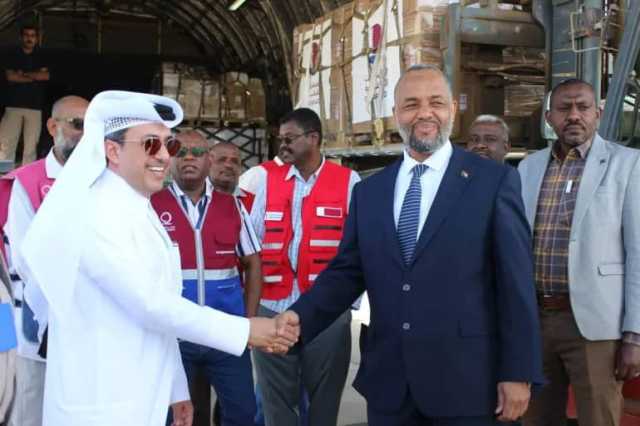هبوط طائرتين تحملان مساعدات قطرية في مطار بورتسودان