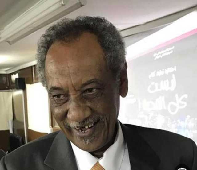 وفاة الصحفي والكاتب السوداني هاشم كرار بالدوحة بعد صراع مع المرض