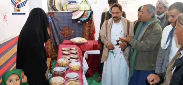 تفقد معرض “أنامل يمانية” لتسويق منتجات الأسر المنتجة بمحافظة صنعاء