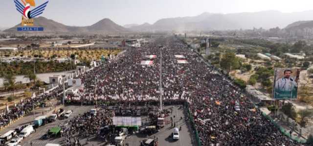 خروج مليوني بالعاصمة صنعاء في مسيرة “ثابتون مع غزة العزة.. بلا سقف ولا خطوط حمراء”