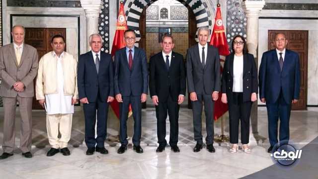 الحويج يبحث آلية تطوير العلاقات الاقتصادية والتجارية بالجمهورية التونسية