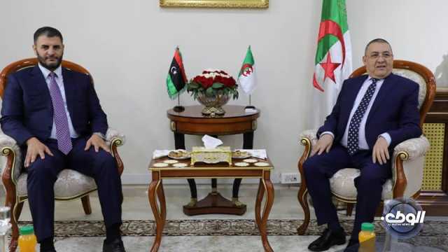 “الطرابلسي” يبحث مع وزير الداخلية الجزائري تعزيز التعاون الأمني بين البلدين