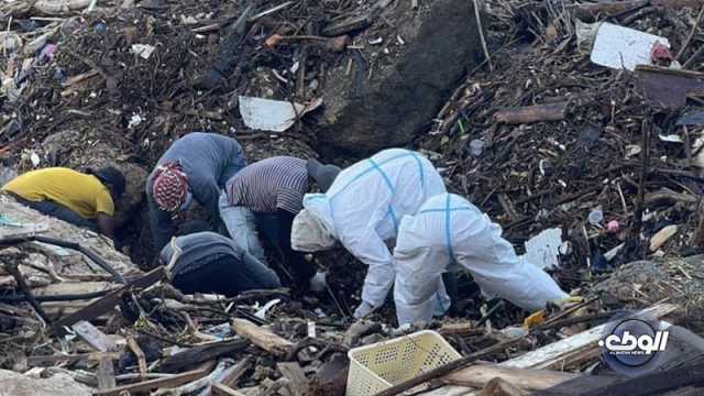 مركز طب الطوارئ يعلن انتشال 23 جثمانا في مدينة درنة