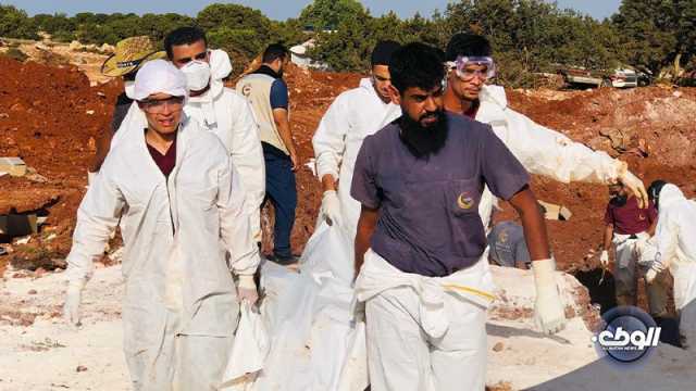 مركز طب الطوارئ يعلن استخراج 38 رفات متوفي وكيس أشلاء من مقبرة الظهر الحمر