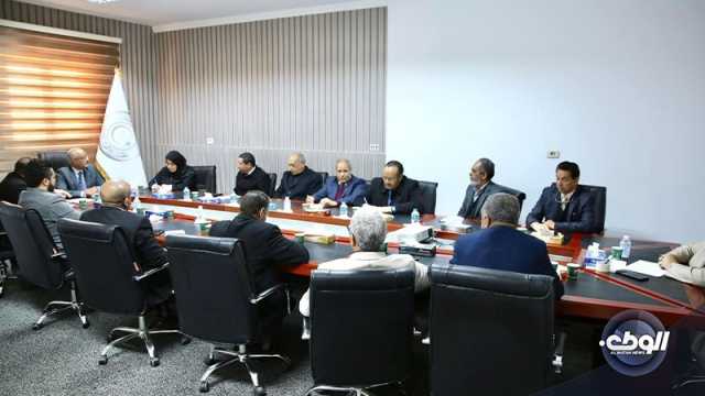 مجلس الدولة يناقش مع رابطة الأحزاب الليبية الوضع السياسي الراهن