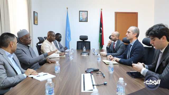 “باتيلي” يلتقي السفير الإيطالي ويحث الأطراف الليبية على الاتفاق على حل شامل