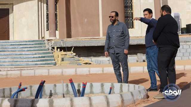 “الزادمة” يتفقد مشروع أعمال صيانة المبنى الإداري والخدمي لديوان مجلس الوزراء