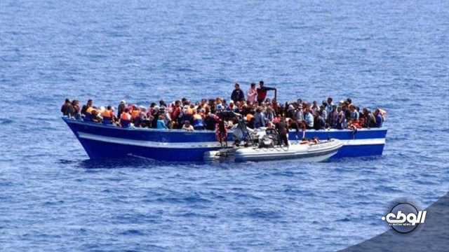 رويترز: مخاوف من غرق 60 شخصًا بعد تعطل قارب مهاجرين غير شرعيين منطلق من ليبيا