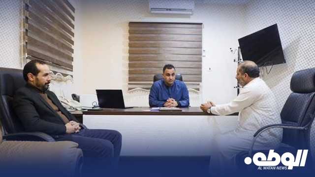 “الزوي” يبحث مع عميد بلدية القيقب حل الإشكاليات التي تعاني منها البلدية