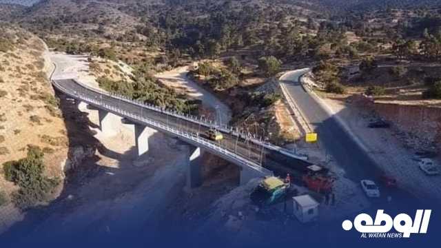 وزارة المواصلات والنقل تبدأ بأعمال رصف طريق جسر الباكور تمهيدًا لافتتاحه