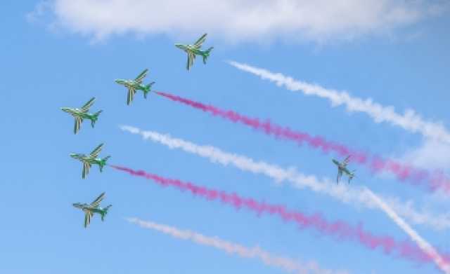 صور| عروض القوات الجوية السعودية بفعاليات 'أسبوع أثينا الدولي للطيران'