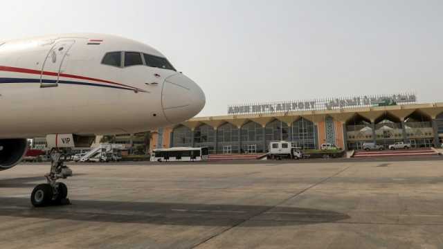 اتحاد السياحة: عشرات المسافرين عالقين في مطار عدن بعد الاشتراطات المصرية الجديدة