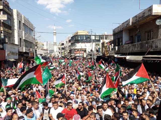 “الشعب يريد تحرير فلسطين”.. مظاهرات حاشدة في مدن عربية وعالمية تنديداً بالعدوان الإسرائيلي على غزة