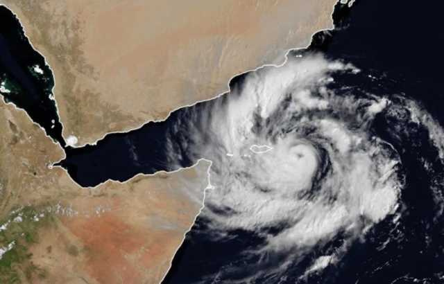 سقطرى تواجه “غضب البحر” منتصف الأسبوع: تحذير من أمطار رعدية واضطراب مداري في أربع محافظات يمنية