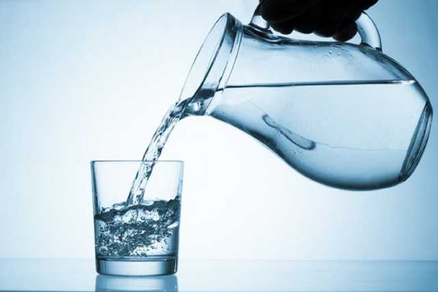 عادة ستغير حياتك: 5 فوائد لشرب الماء فور الاستيقاظ