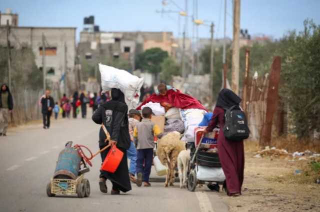 الأونروا: 450 ألف فلسطيني هجّروا قسراً منذ الهجوم البري للقوات الإسرائيلية في رفح