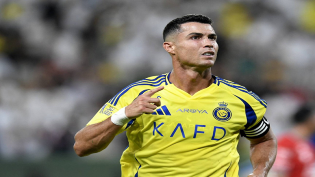 رونالدو يقود هجوم النصر أمام العروبة