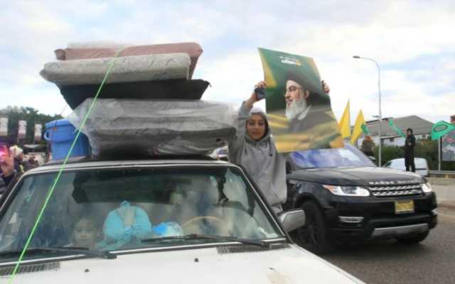 حزب الله ينتصر.. و”المنار” تبث مشاهد حية لعودة النازحين إلى قراهم الحدودية في الجنوب