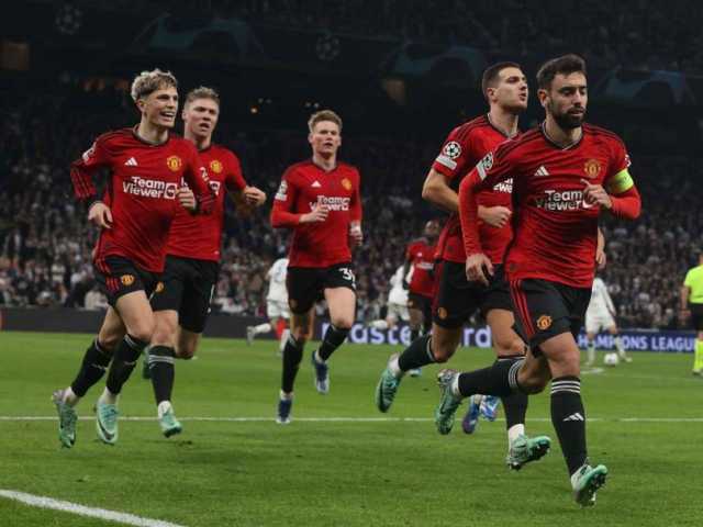 مانشستر يونايتد يفوز على مضيفه مانشستر سيتي 2-1