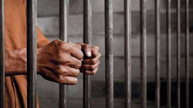 إطلاق عشرات السجناء في صنعاء مقابل تنفيذ عمليات إجرامية