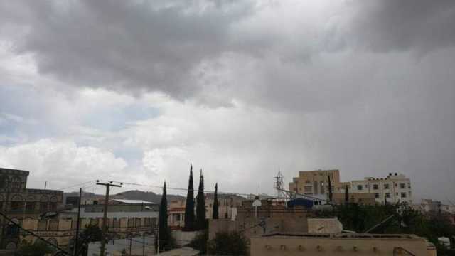 الأمطار تمتد إلى 15 محافظة خلال الساعات القادمة