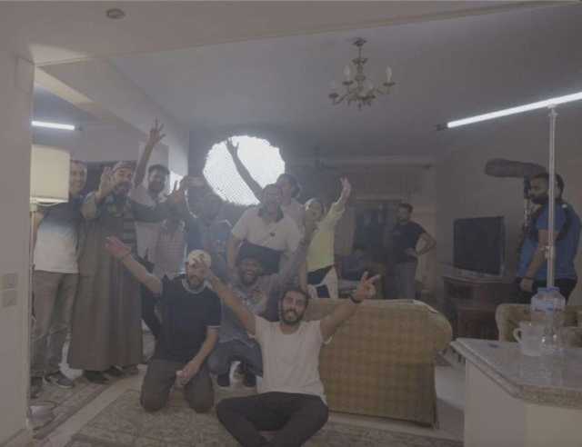 مخرج يمني شاب ينتهي من تصوير أول فيلم كوميدي