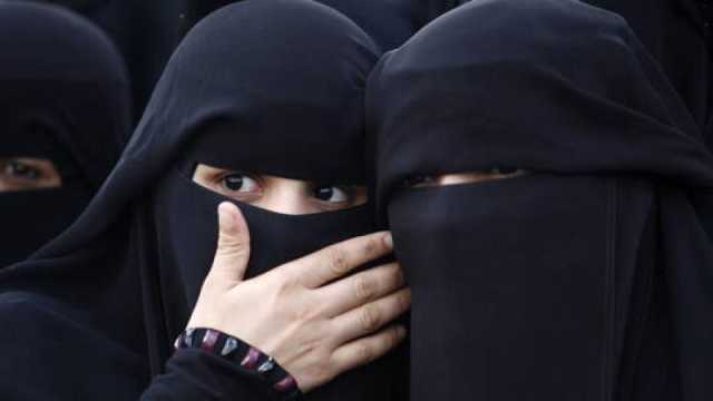 مصر تعلن حظر النقاب في المدارس وتقرر مصير غطاء الشعر للبنات