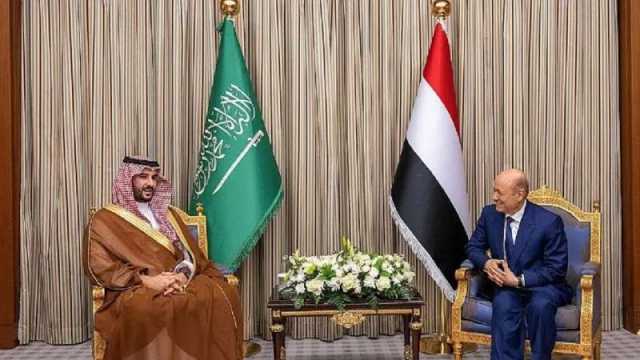 لماذا تتباحث السعودية مع الوفد الحوثي وهل ستُعلن حكومة وطنية جديدة وما مصير الرواتب والبنك؟.. تقرير للعربية حول مفاوضات الرياض