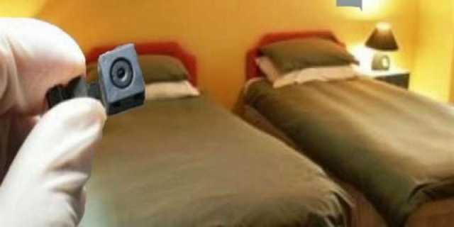 كاميرات تجسس في فنادق دبي.. وناشط يكشف عن أماكنها السرية في غرف النوم
