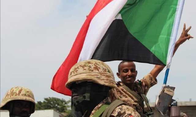 شاهد بالفيديو .. تمشيط الجيش السوداني حتى سوق جبل أولياء، ورفاق الشاكر: “البلد آمنة”