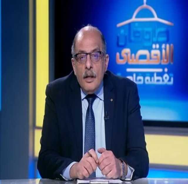 عمرو ناصف للمعارضين: «خليك جمب بلدك.. مصر اليوم هدفا للعدو»