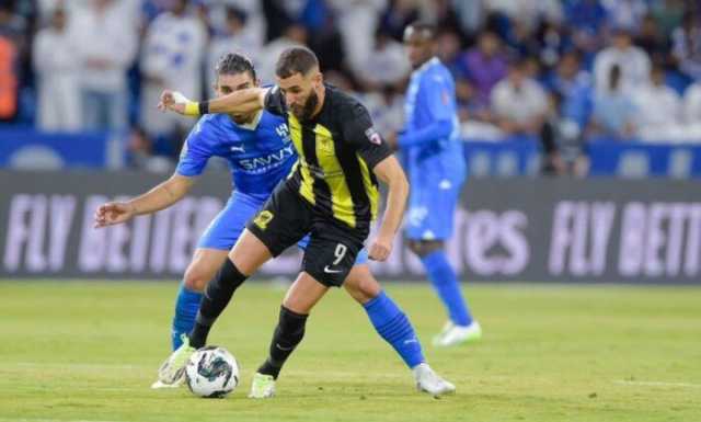 طاقم تحكيم فنزويلي يدير قمة الهلال والاتحاد في كأس خادم الحرمين الشريفين