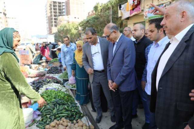 محافظ المنيا يقود حملة تفتيشية على المخابز والأسواق ببني مزار