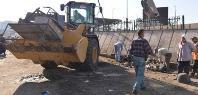 محافظ أسيوط يتفقد الحملة المكبرة لرفع إشغالات الباعة الجائلين بشوارع وميادين حي غرب