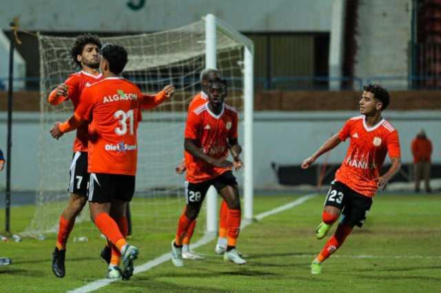 فاركو يفوز على سيراميكا 1/2 بالدوري