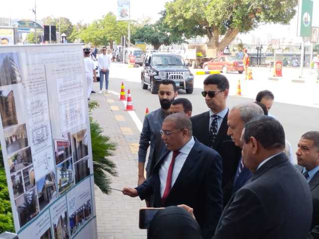 وزير التنمية المحلية يصل القليوبية لتفقد وافتتاح عدد من المشروعات التنموية