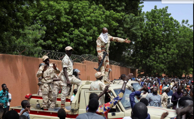 الاتحاد الإفريقي يعلق مشاركة النيجر في جميع أنشطته