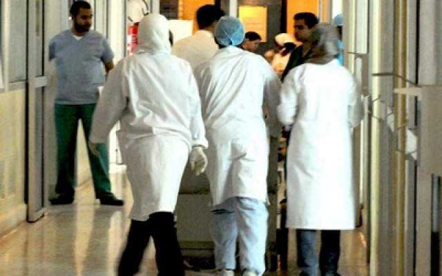 وزير: الحكومة مستعدة لاستقطاب أطباء من الأردن والهند لسد الخصاص