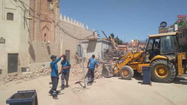 شركة “ارما للبيئة” تنخرط في تنظيف مخلفات انهيار المنازل والمحلات جراء الزلزال العنيف الذي ضرب مراكش +صور