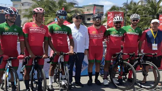 دراج مغربي يفوز بطواف بوركينا فاسو الدولي للدراجات