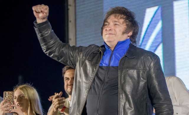 خافيير ميلي رئيسا جديدا للأرجنتين