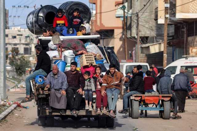 نزوح المئات من وسط قطاع غزة بالتزامن مع الهجوم العنيف على مخيم النصيرات