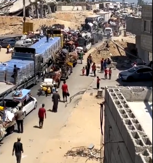 مشاهد مؤثرة لنزوح الآلاف من الفلسطينيين قسرا من خانيونس - فيديو