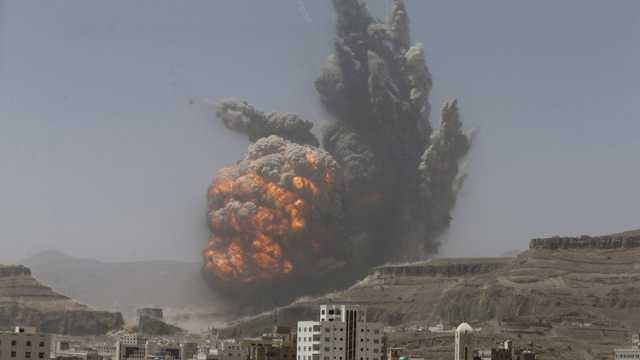 الحوثي: 14 غارة أميركية وبريطانية خلال يوم واحد