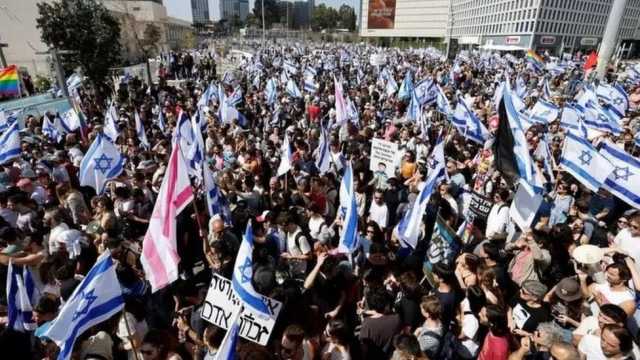 مظاهرات جديدة بإسرائيل تطالب بعزل نتنياهو