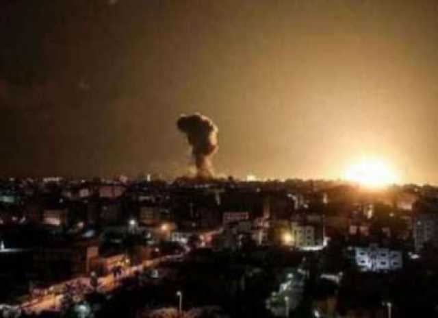 طائرات الاحتلال تشن غارات عنيفة بمحيط مستشفى القدس في غزة
