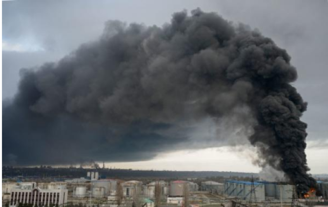 أوكرانيا: تعليق عمل المعبر النهري نتيجة القصف الروسي على ميناء أوديسا