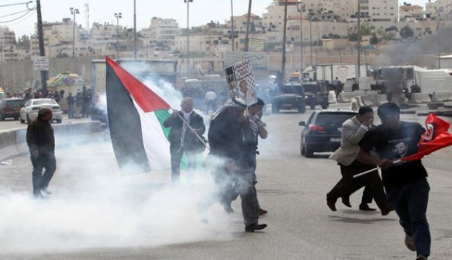 إصابة 4 فلسطينيين واعتقال آخر في نابلس